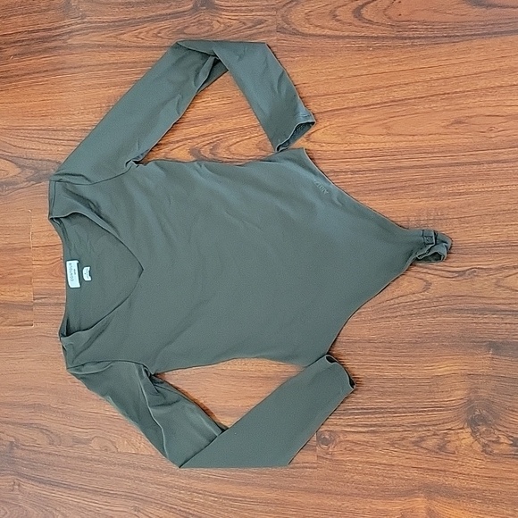 Contour Fixture BodysuitBody-hugging V-neck longsleeve bodysuit Size S - Picture 2 of 11